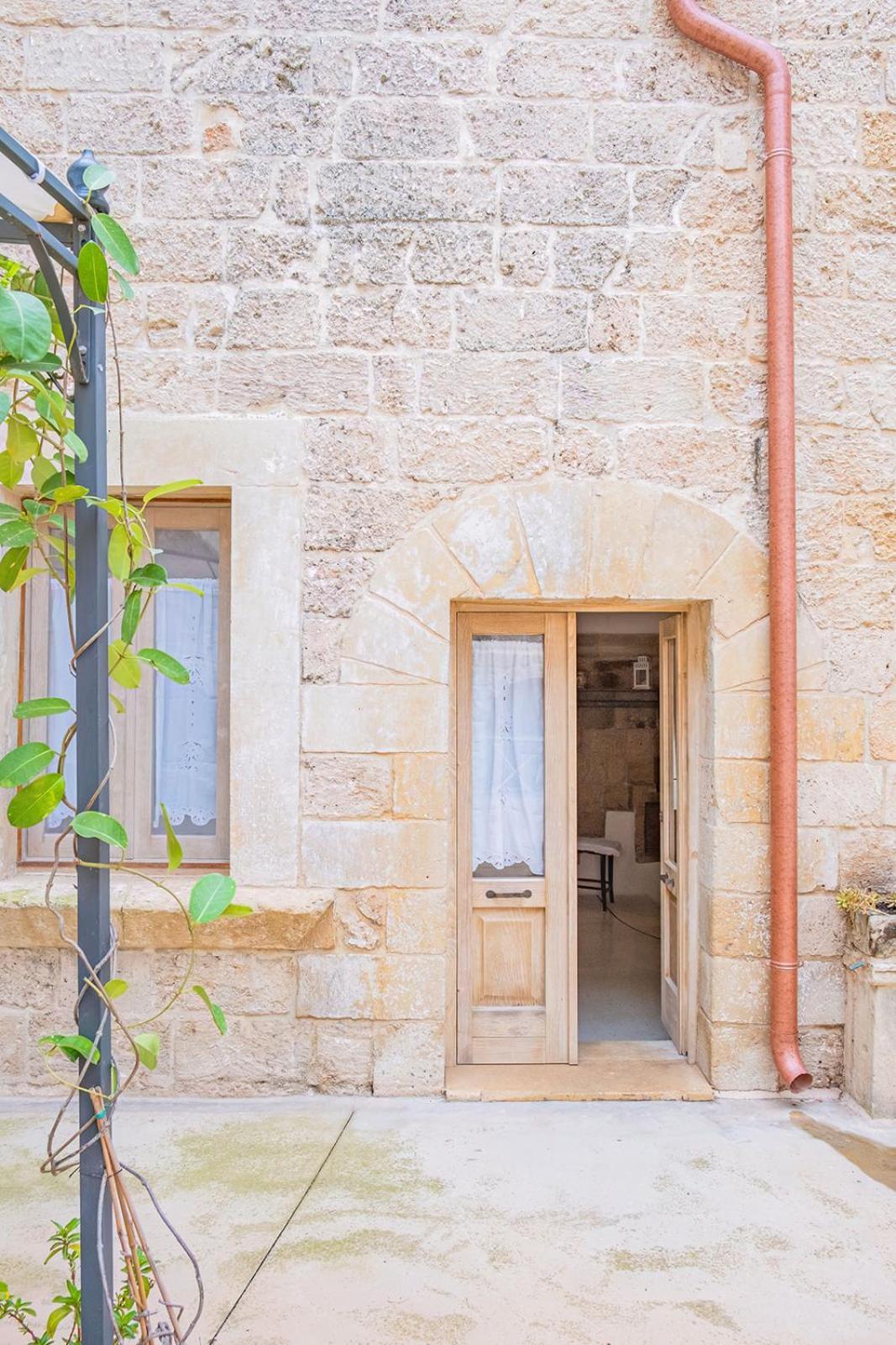 Historia- Dimore Corte Chiesa Corigliano d'Otranto Ngoại thất bức ảnh